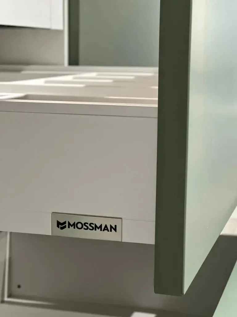 КУХНЯ MOSSMAN SOLO&PRESTIGE